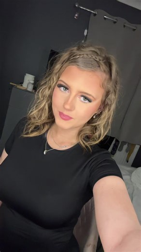 𝒳𝒫𝒾𝒶𝒳 (@a.absolute.icon)’s videos with Originalton - eedriaen