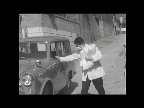 貸しオムツ屋さん。昔の、おむつを貸す商売。（NHKクリエイティブ・ライブラリーより）