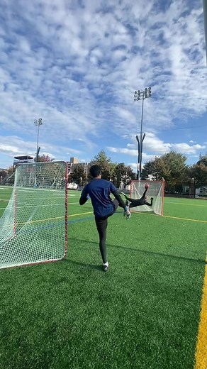 Keeper Battle🧤⚽️ #football #goalkeeper #foryoupage #fyp #viral #trend