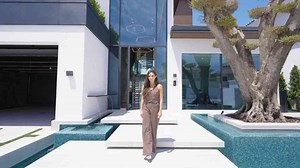 Inside a $15,500,000 Beachfront Villa on The Palm, Dubai with Spectacular Infinity Pool