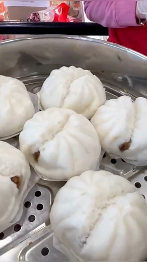 Experience the taste of tradition with our frozen dim sum! Family Garden Food made with premium ingredients bringing dim sum straight to your table. Just steam for a quick and delicious meal.Perfect for busy days or special gatherings-because great food should be easy to enjoy!Stop by for our food tasting @youngsmarket 2188McPhillipsShop YOUNG'S a place for Super Finds & Super Deals!#FoodTasting #FamilyGardenFood #FrozenDimSum #AuthenticFlavors #QuickAndTasty #DimSumLovers #EasyMeals #TasteTheTr