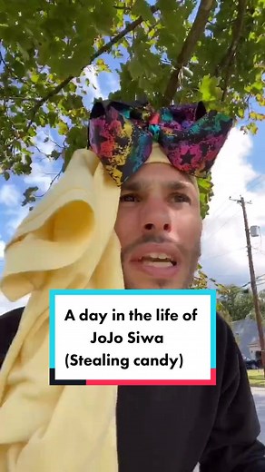A day in the life of JoJo Siwa taking candy on Halloween #halloweeen #candy #trickortreat #jojosiwa #itsjojosiwa #jojosiwaoffical #fyp #parody #meme
