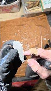 Pressure and Percussion Differences #flintknapping #survival