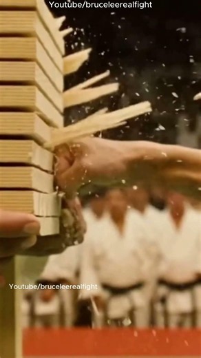 Karate Grandmaster Shocked by Bruce Lee’s One Inch Punch
