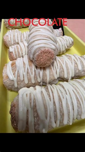 🍫✨ Sarris Candies CHOCOLATE COVERED LADY LOCKS ✨🍫 If you’re looking for a treat that’s dangerously irresistible, our Sarris Candies Chocolate Covered Lady Locks are officially calling your name. Loudly. Persistently. 😅 Flaky, creamy, drizzled, and fully living their best dessert life — available today in ALL your favorite flavors: 💗 Raspberry Cheesecake 🍎 Apple Pie 🎃 Pumpkin Cream 🇩🇪 German Chocolate 🍫 Classic Chocolate 🥜 Peanut Butter 🥓 Maple Bacon (yes… it’s amazing) Whether you’re 