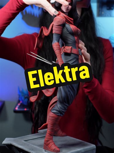 Magnetised statue of Elektra (taking the mantle as Daredevil) 🖤❤️ When you have access to so many printers, sometimes you find yourself doing something silly like printing a Daredevil helmet so you can film your content with no vision 😎😂 She also comes with 2 head choices! Which head is your favourite?! 👀 Model deisgned by @3d.moonn Using @nova3d3dprinter TGM Painted with @goldenpaints so flat range #modelpainting #3dprintedfigures #statuecollectors #statuepainting #elektra