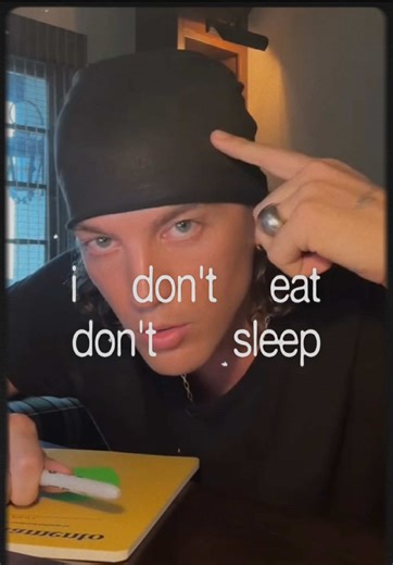 who else has this song on repeat 😮‍💨 #lany #makemeforget #softalbum #paulklein #lyrics