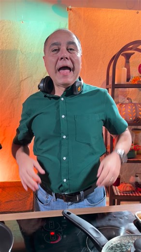 1.6K views · 290 reactions | Tienen que ir a Chef Tino’s Table en Isabela un open kitchen concept.  Hagan su reservación 787-220-9995 | Otto Oppenheimer | Facebook