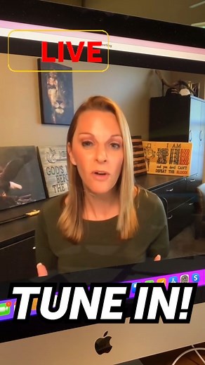 We are LIVE with Julie Green! She has 7 prophetic words to go over, so you cannot miss this episode! | His Glory