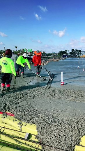 #puropinchefinisheralavergacompa ##finisher_239 #costruccionlife #cocretelife #finisherlife #para