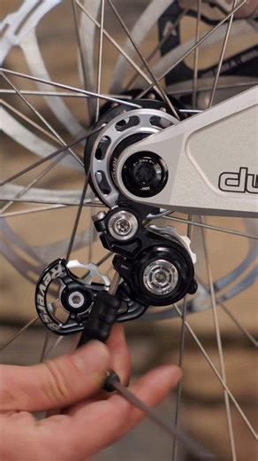 Reverse Components on Instagram: "Got your Colab PRO tensioner and want to know how to get it fully dialled in ?⚙️🔒 Check out our in depth “How to Install” video live now our our YouTube channel 📺 🧰"