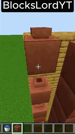 This Minecraft Elevator Lifts Players Like MAGIC 🤯 | Redstone Logic #Shorts #minecraft