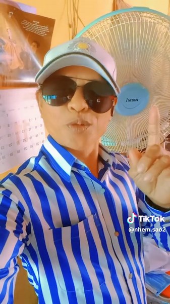 វីដេអូ​របស់ គ្រូបង្រៀនឌីសាញម៉ូដប្រុសស្រី (@nhem.sao2) ជាមួយ original sound - អាទ្រីតូច 💞