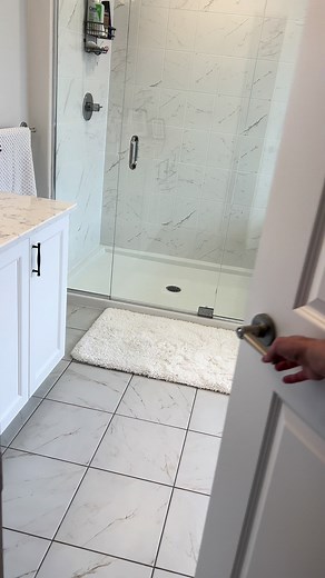 Ultimate Deep Cleaning Guide for Your Master Bathroom