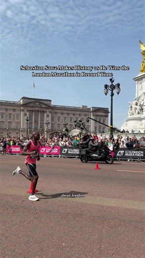 Sebastian Sawe makes history as he wins the London Marathon in record time #londonmarathon #london #marathon #tcslondonmarathon #fyp @TCS London Marathon