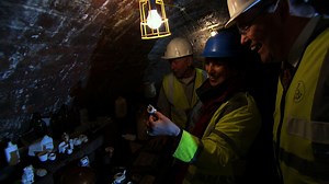 Celebrity Antiques Road Trip - Edwina Currie and Eve Pollard - Twin Cities PBS