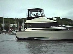 Mainship 35 Mediterranean 1988 movie SOLD.wmv