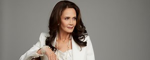 'Wonder Woman' Lynda Carter Returns with Anthemic Call for Action "Rise Up"