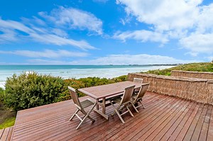 Rubys Beachfront - Port Fairy Accommodation