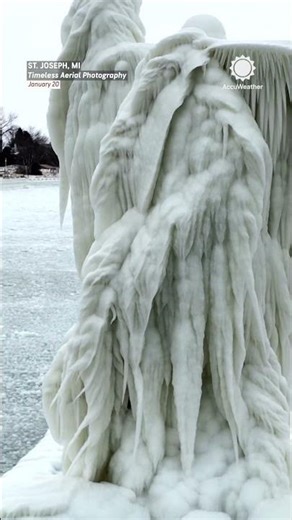 This Michigan Winter Phenomenon is Absolutely Wild