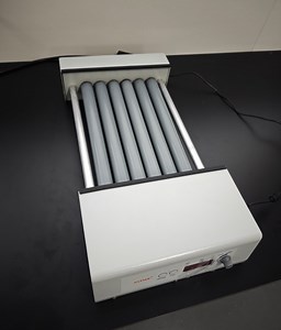 [Hot Item] Laboratory Medium Tube Roller Mixer for Blood Sample Mixing