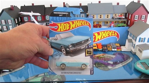 '65 Ford Mustang Convertible Hot Wheels Screen Time Toy Car Unboxing Review - Thunderball 007 - 1965 | Timmys10again