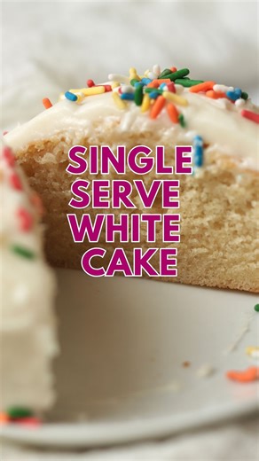 Kathleen Hansen on Instagram: "SINGLE SERVE WHITE CAKE 🍰 Grab the recipe below! ⬇️ and Follow @KathleensCravings for more single serve recipes! Or Comment RECIPE PLEASE and I’ll DM it to you along with the ramekin I use! (Note, you need to be following me first otherwise Instagram may block the DM) Cake Batter * 1 tablespoon unsalted butter, room temperature softened * 1 tablespoon oil, like canola or other neutral oil * 3 tablespoons white granulated sugar * 1 egg white * 1/2 teaspoon v