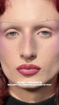 Trying MAC's NEW Squirt Plumping Gloss Stick