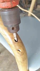 1.3M views · 2.5K reactions | Lock using screws so that the wood connection is firmly attached #Woodworking #CarpenterTricks #Tips #DIY | Seto Waliadi | Facebook