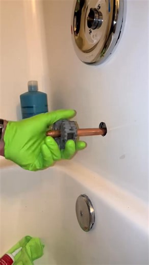 Tub Spout Install _fix_001 #tub #plumbingrepair #plumbinglife #bathroommakeover #plumbersoftiktok #bathtub #tubspout #plumberlife #foryou #fyp #serviceplumber #diy #bathroom #bathroomhack #plumbingtok #plumbing #theconservativeplumber #plumber | Enoch Tillman