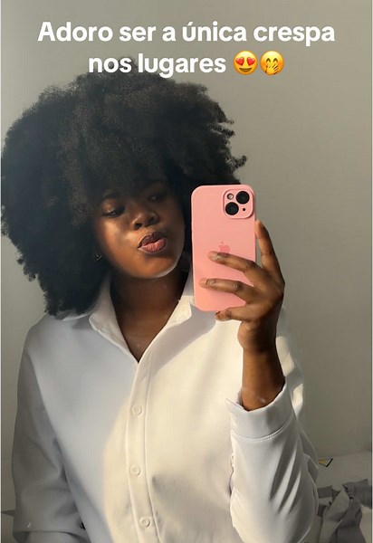 Celebrando a Crespa: Condicionador Juba em Destaque