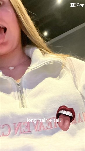 👅