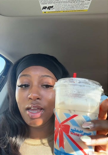 Delicious 7 Brew Funnel Cake Blonde Coffee Experience