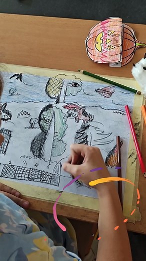 🌳⚡️ Stromy v akci! Děti na ZŠ K Milíčovu dokázaly, že příroda může ožít i ve třídě! Pod vedením lektorky Dity z Ateliéru pro radost vznikaly kresby plné barev, detailů a fantazie. ✏️🍃✨ 🌿 Stromy jako z lesa 🎨 Kreativita na maximum 💚 Atmosféra plná soustředění i radosti 🌐 Chceš tvořit s námi? 👉 www.atelierproradost.cz 📅 Kurzy, kroužky a workshopy: 👉 atelierproradost.cz/programy-a-ceny/kurzy-a-workshopy #stromyvakci #kresleni #tvoreni #atelierproradost #zsKMilicovu #kreativnideti #detskakr