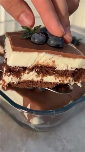 Dessert if you're too lazy to cook😉😋 #howtomakechocolateathome #howtomakecakecreamathome