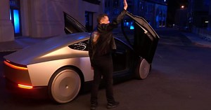 What Musk showed at the presentation of Tesla's Robotaxi: "We, Robot" in numbers
