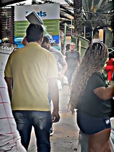 social experiment #socialexperiment #creatorsearchinsights #humble #fyp #humanity @TikTok Pakistan @TikTok UK