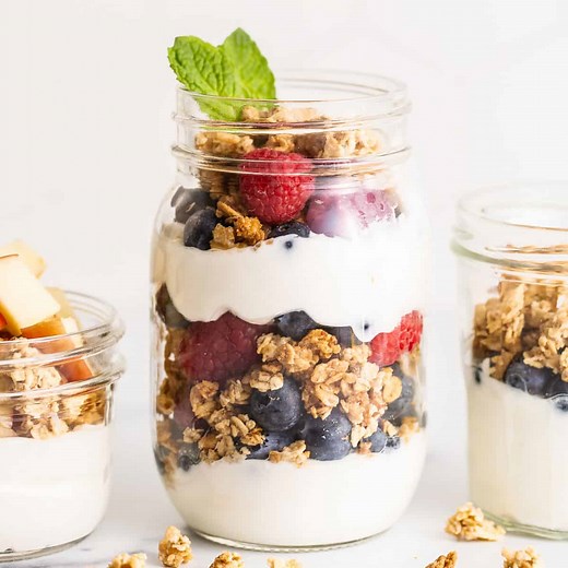 Fruit and Yogurt Parfait with Granola