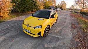 2024 Renault 5 E-Tech 150 PS electric | Top speed Autobahn POV drive 🚗💨 with electric consumption