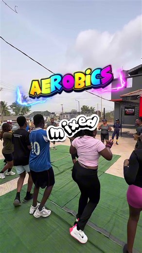Our aerobic sessions are always fun and full of live! 😎 Join us every Mondays, Wednesdays and Saturdays. #gyminibadan #aerobics_dance #workoutfit #fitnesscenter #gyming