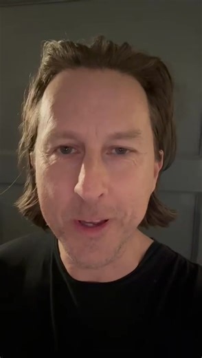 “Take her away, Ern!” We’re looking forward to welcoming LEE INGLEBY back to London Comic Con Spring! Get your tickets here - https://LCCSpring26.eventbrite.co.uk | London Comic Con Spring