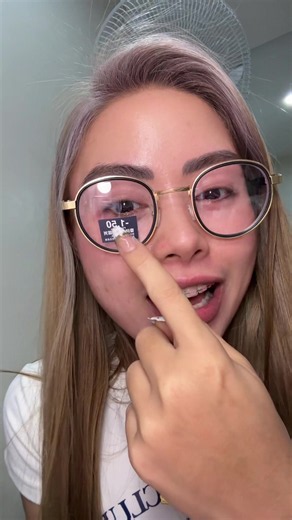 Round face eyeglasses guide: Best frames for round faces