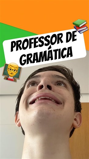 Se meu professor de gramática estivesse em um filme de terror 👨‍🏫📚📚😂 #humor #shorts￼