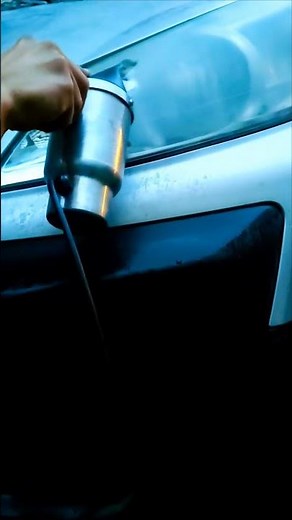 Ultimate Car Headlight Cleaning Tutorial 快速清洁汽车大灯的简单方法