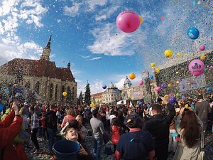 PROGRAMUL pentru Zilele Clujului 2023: Andra, Carla’s Dreams, teatru și operă în Unirii, videomaping, paradă și vin și mâncare în 40 de locații