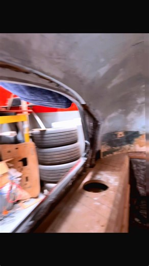 #boonecustomsinc #1934fordvicky it’s been a fiberglass week getting the Vicky together. #fiberglass