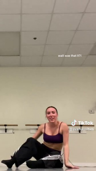 ur sign to try this bc it’s way easier than i thought it’d be! #dancersoftiktok #contemporarydance #choreography