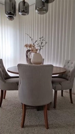 ✨ Table de Printemps : Élégance et Convivialité