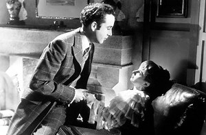 Makaber, britisch und ein Sir Alec Guinness, der in acht Rollen seine unglaubliche Wandlungsfähigkeit beweist. ADEL VERPFLICHTET erstrahlt anlässlich seines 70. Jubiläums restauriert: bit.ly/Adelverpflichtet | ARTHAUS