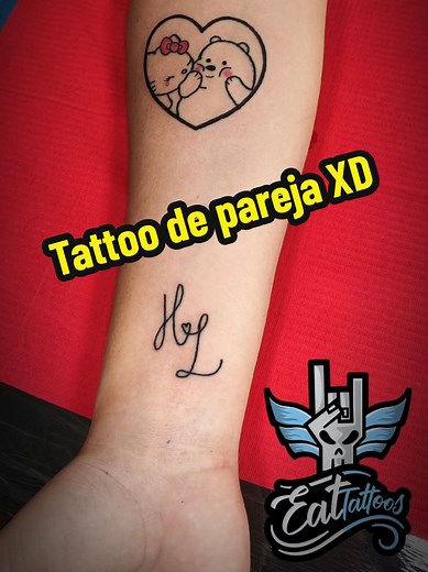 Tattoo de Pareja Hello Kitty: Un Diseño Romántico
